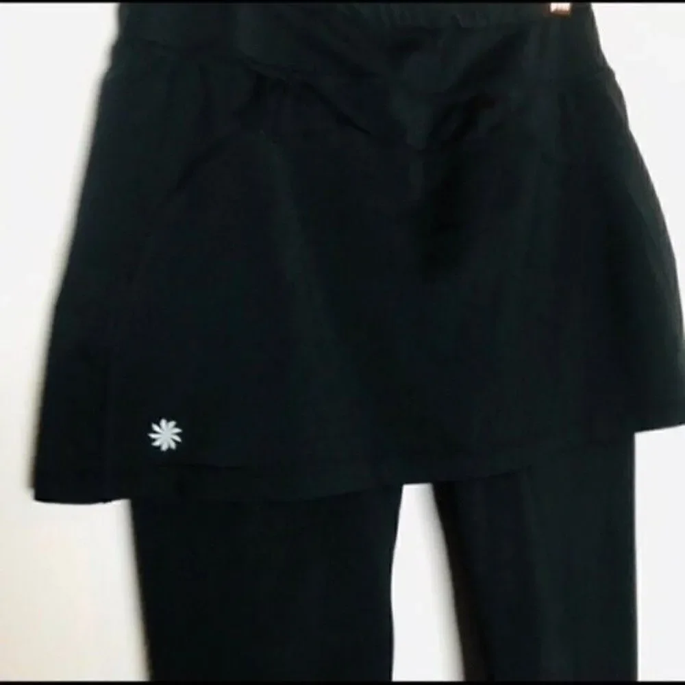 Athleta Black Skirted leggings capri XS BoxF